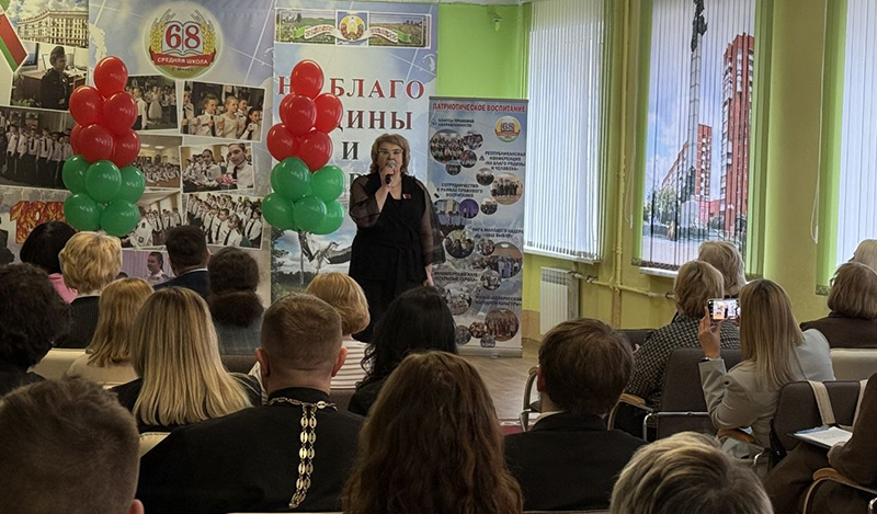 Фото Директор СШ 68