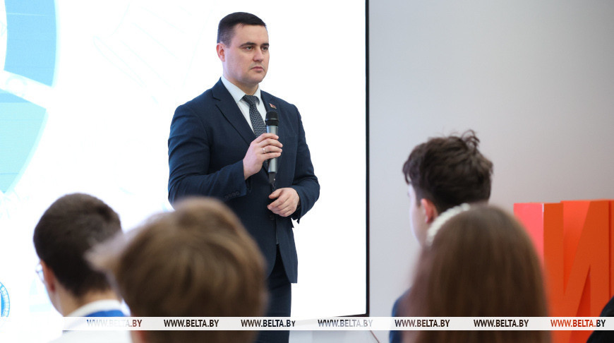 Андрей Иванец. Круглогодичная школа олимпиадного движения