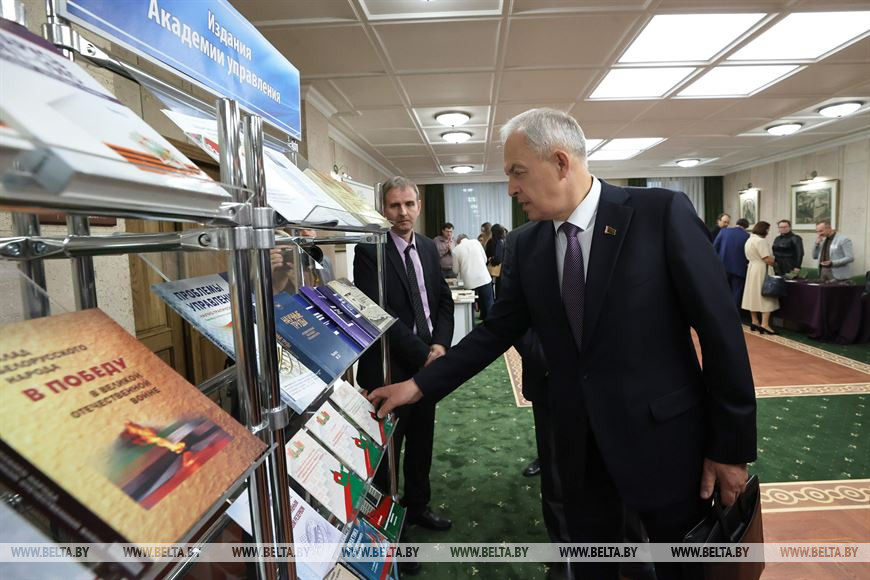 Игорь Сергеенко